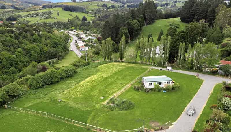 17B Dunedin-Waitati Road, DALMORE