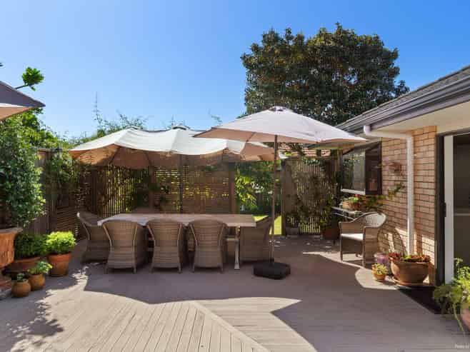 16 Delphi Grove, Tuakau