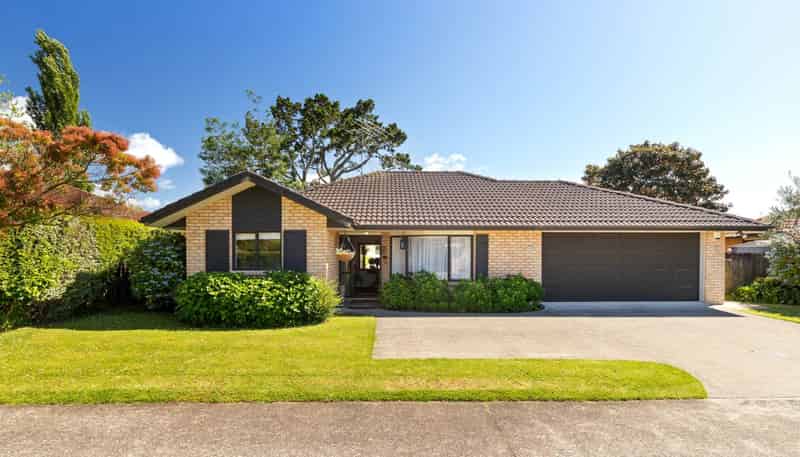 16 Delphi Grove, Tuakau