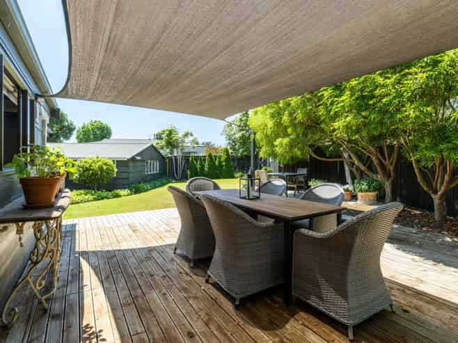 27 Durham Drive, Havelock North