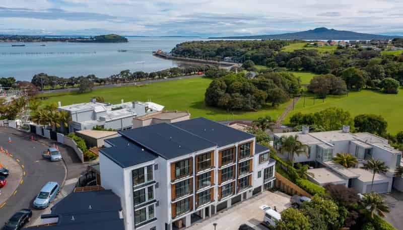 4/32 Karori Crescent, Orakei