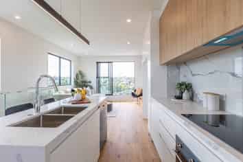 4/32 Karori Crescent, Orakei