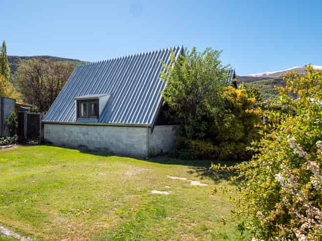 5 Adamson Drive, Arrowtown