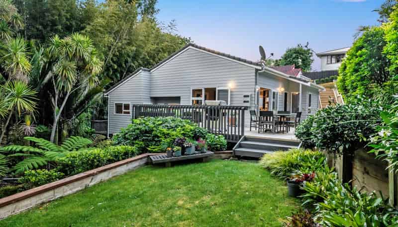 91B & 93A Edmund Street, Saint Heliers