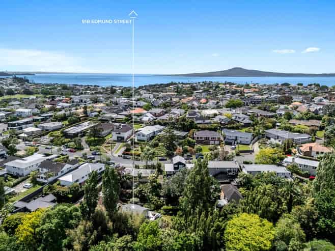 91B & 93A Edmund Street, Saint Heliers