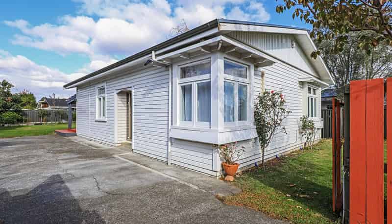 703 Grays Road, Mahora