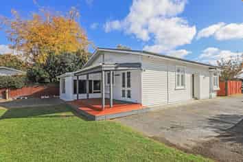 703 Grays Road, Mahora