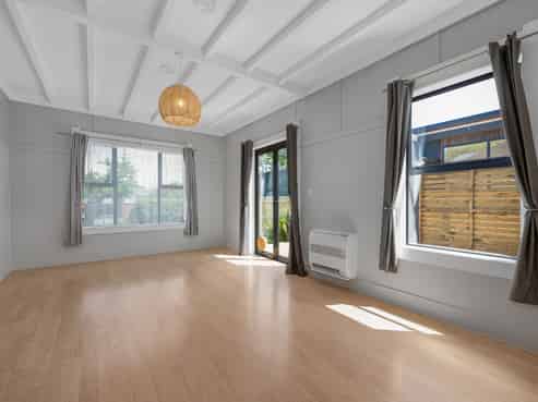 26A Mowat Street, Springlands