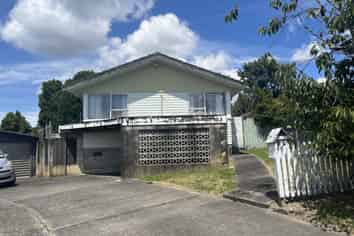 52 Roick Parade, Glen Eden