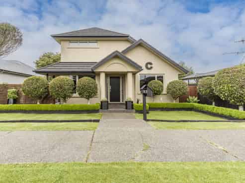 63 Lees Street, Gladstone