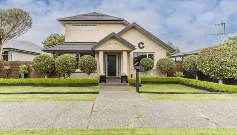 63 Lees Street, Gladstone