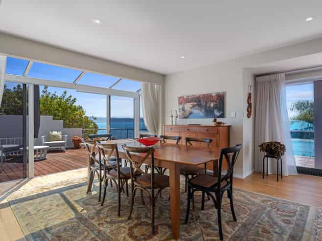 48 The Cliffs, Britannia Heights