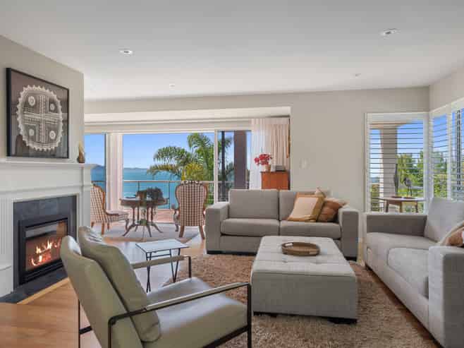 48 The Cliffs, Britannia Heights