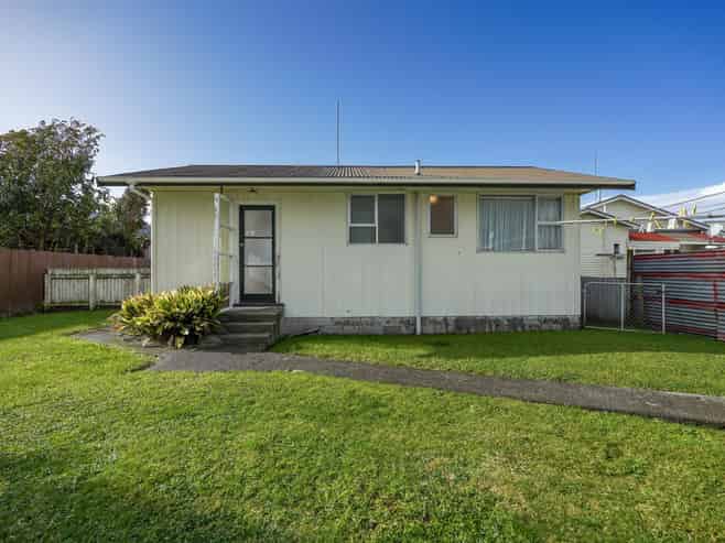 42B Burns Avenue, Takaro