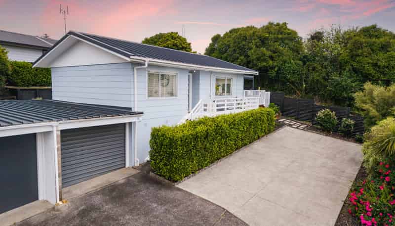 1/321 Triangle Road, Massey