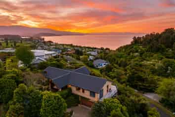 50 Bay Vista Drive, Pohara