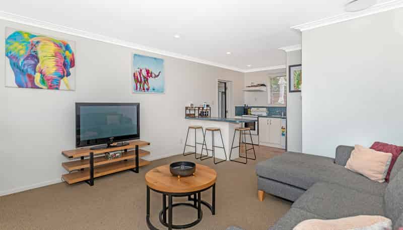 2/10 Queens Road, Elgin