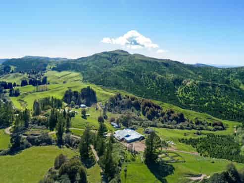 1271 Rakauroa Road, Matawai