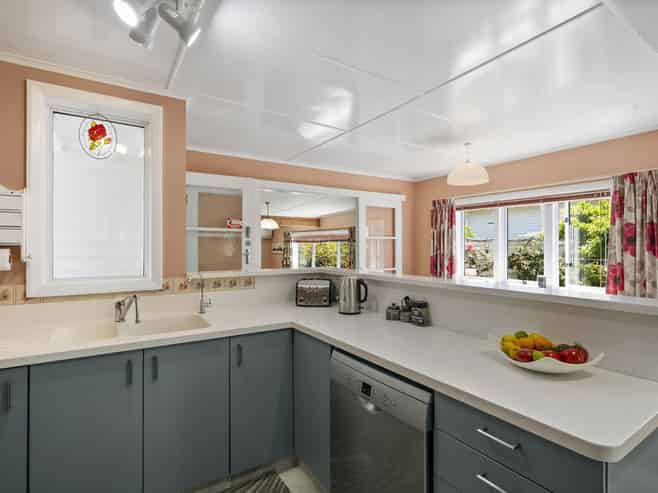 10 French Street, Moturoa