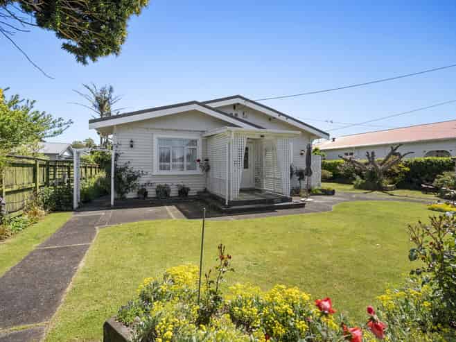10 French Street, Moturoa