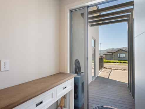 2 Cranford Road, Richmond