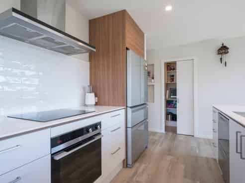 2 Cranford Road, Richmond