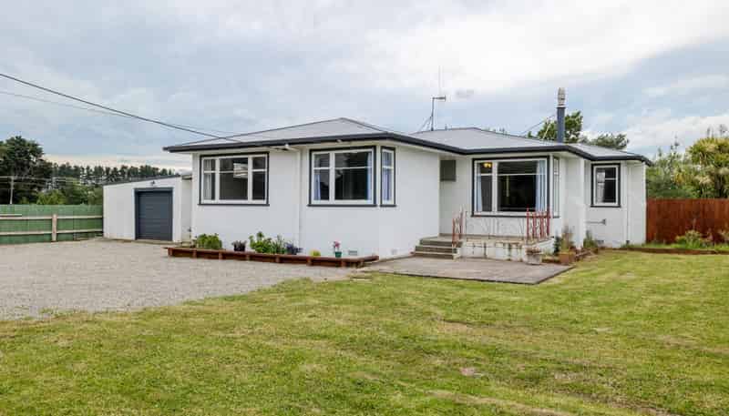 587 Campbell Road, Bunnythorpe