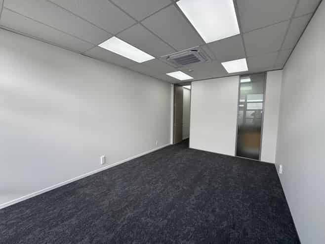 Quality affordable office with car park