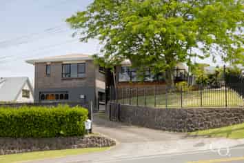 180 Otumoetai Road, Brookfield