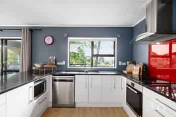 180 Otumoetai Road, Brookfield