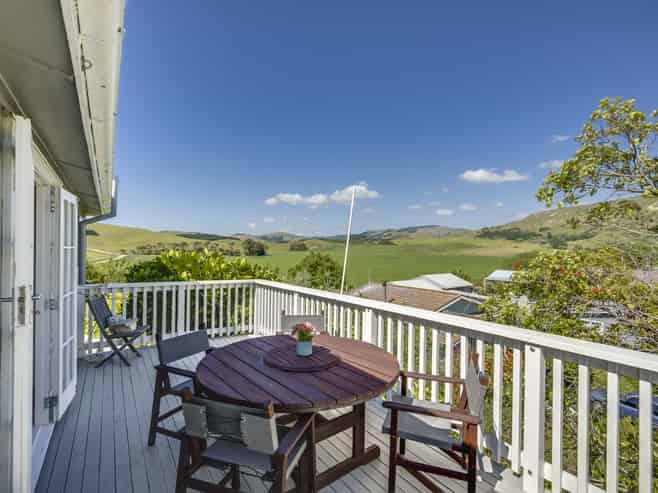 55 Gillies Crescent, Waimarama