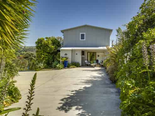 55 Gillies Crescent, Waimarama