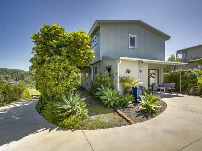 55 Gillies Crescent, Waimarama