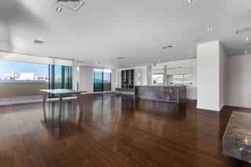 402/2 Ruskin Street, Parnell