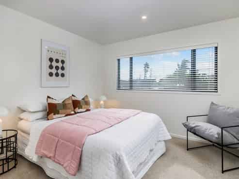 2C Stokes Avenue, Te Atatu Peninsula