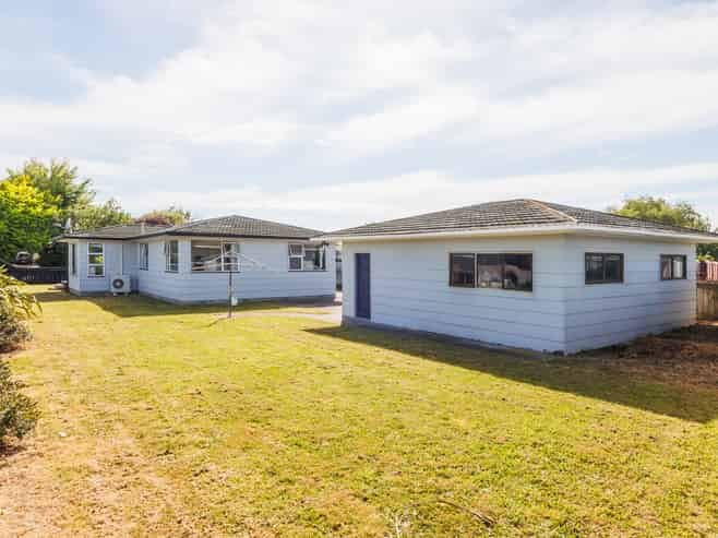 24 Dunk Place, Milson