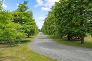 21 Thorndon Close, KIRWEE