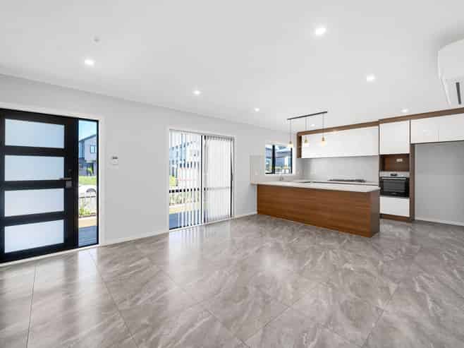 1/16 Tokerau Drive, Rototuna North