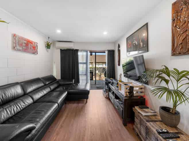 5/25A Vine Street, Mangere East