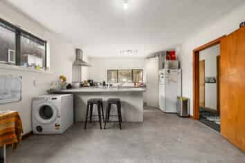 392 The Esplanade, Island Bay