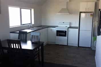 4b/7 Snead Place, Hamilton East