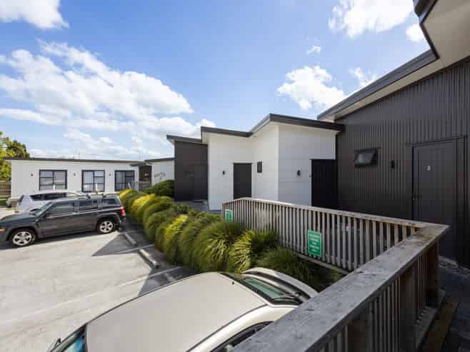 8 Mckay Drive, Temple View