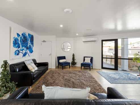 8 McKay Drive, Temple View