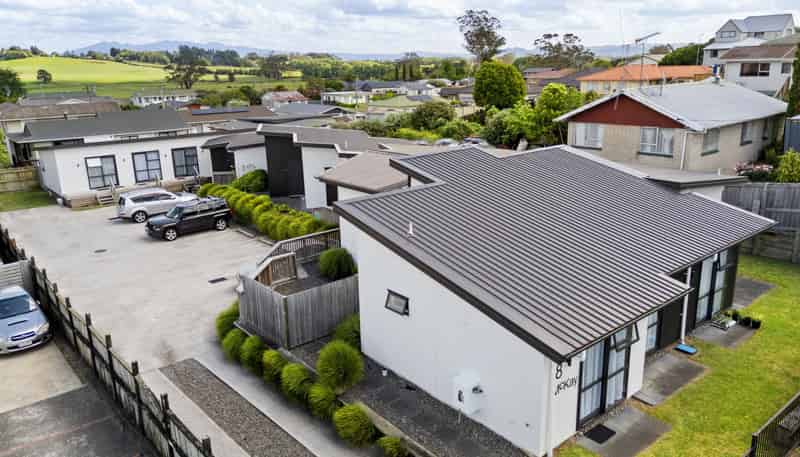 8 Mckay Drive, Temple View