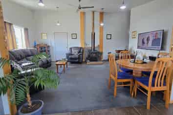 711B La Fontaine Road, Harihari