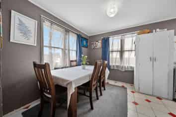 3 Winthrop Way, Mangere East