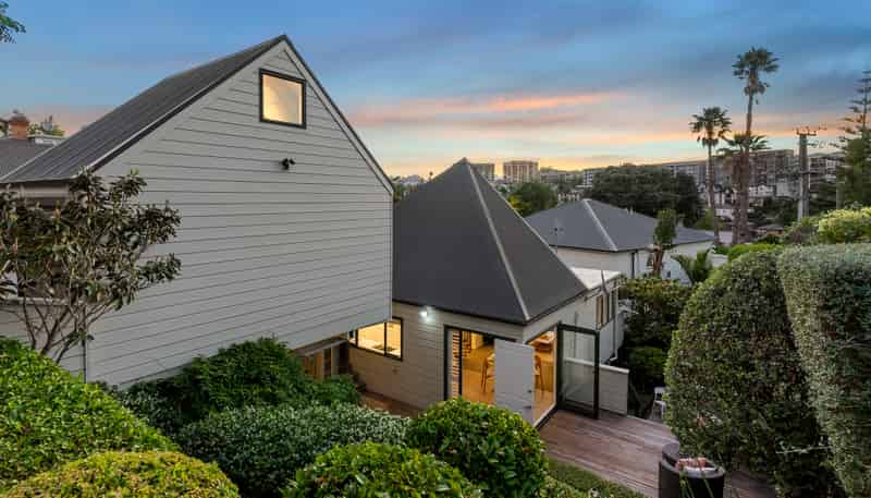110 Bassett Road, Remuera