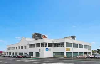 STUNNING CHARACTER KINGSLAND OFFICES
