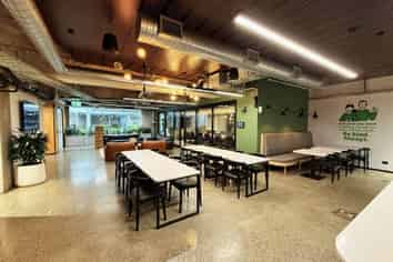 STUNNING CHARACTER KINGSLAND OFFICES
