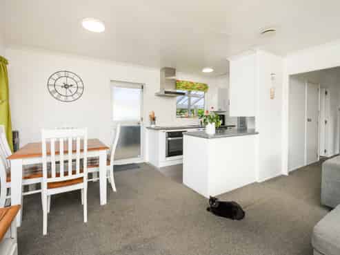 38 Newton Place, Westbrook